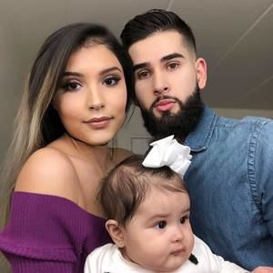 Meet your Posher, Yisel